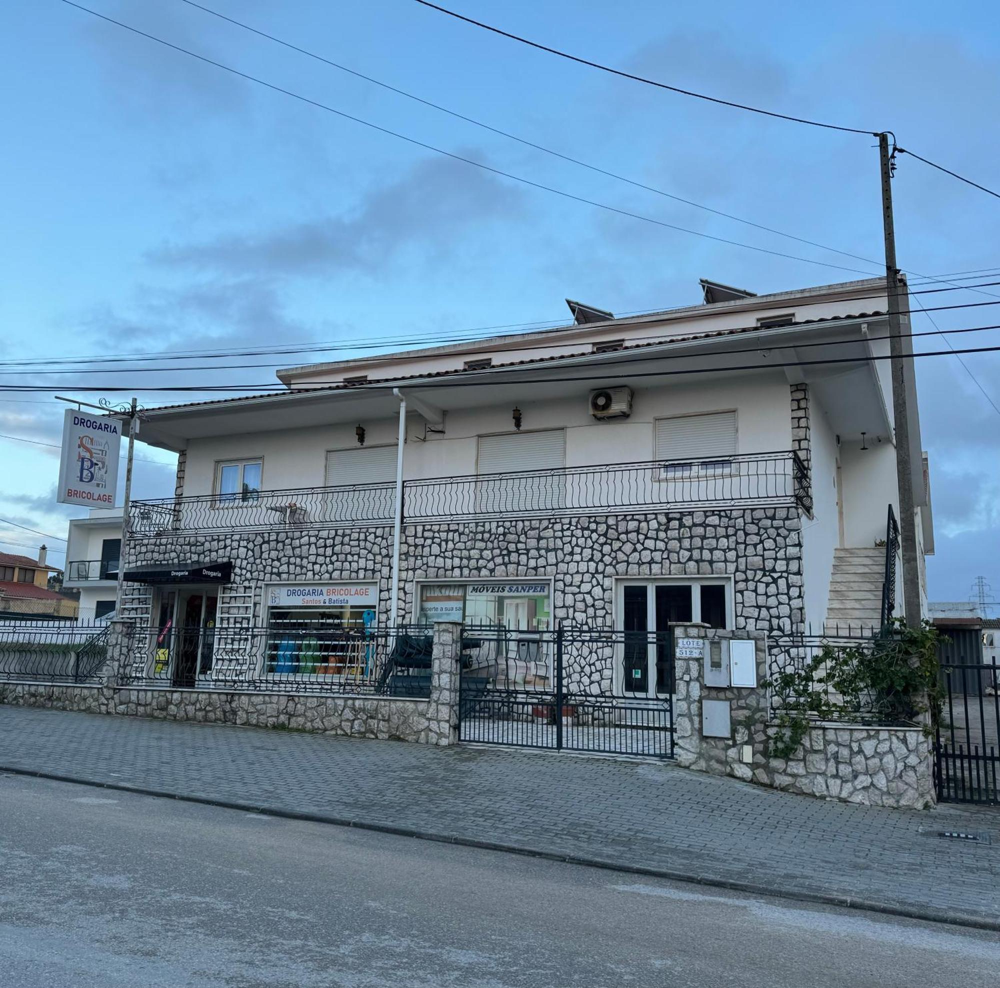 Alojamento Das Laranjeiras Fernão Ferro Exterior foto